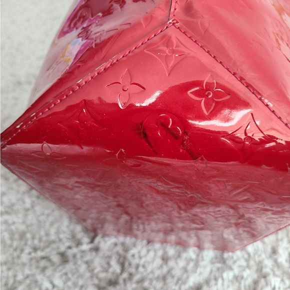 LOUIS VUITTON Monogram Vernis Bellevue GM - Picture 5 of 12